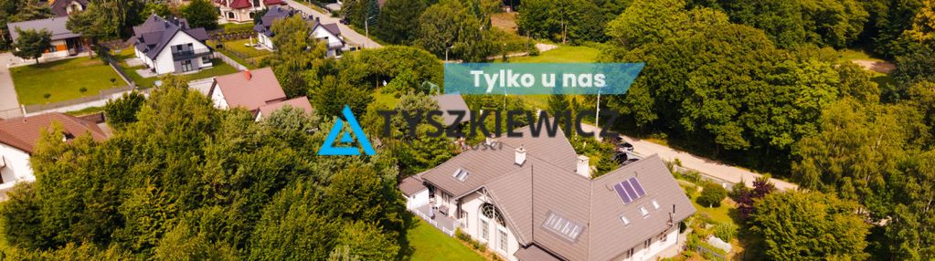 Niezwykły dom blisko jeziora tuchomskiego