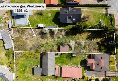 Działka budowlana z mediami, ogrodzona 1358 m²