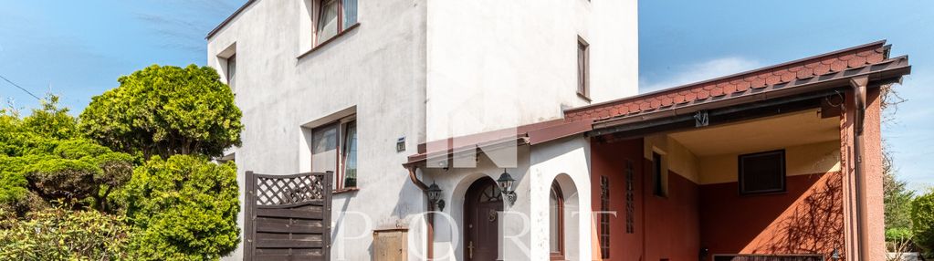 Na sprzedaż dom z salą bankietową.