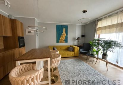 4-pokojowe mieszkanie na pradze-południe