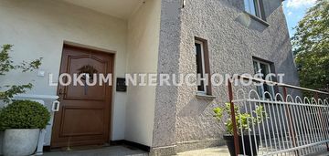 Dom w dzielnicy zdrój