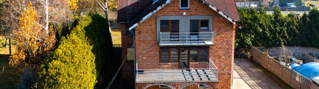 Duży dom z pewnym zyskiem przygotowany pod wynajem