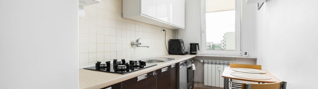 Grochów| 8 piętro | 2 pokoje | dobra lokalizacja