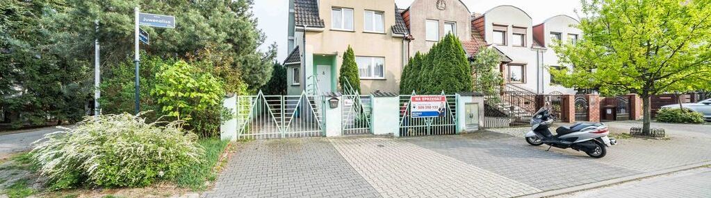 Na sprzedaż dom strzeszyn grecki, ul.juwenalisa