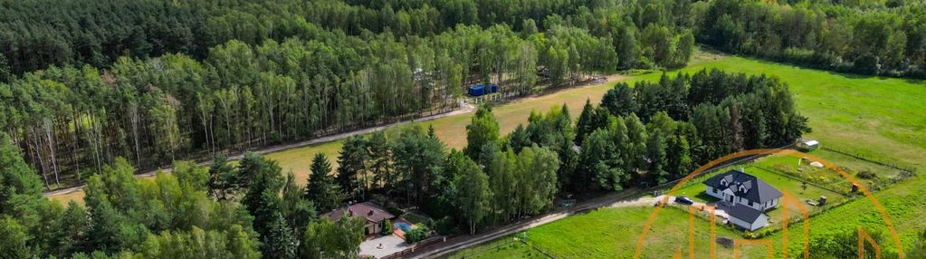 Piękny, malowniczy, dom z basenem,  okazja!