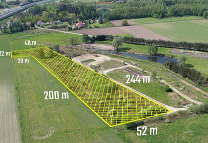 Ziałka inwestycyjna budowlano - usługowa 9968m.