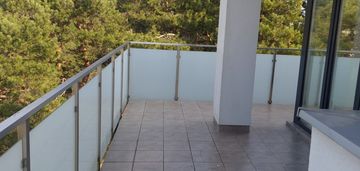 Klimatyzacja, duży balkon, dobra komunikacja