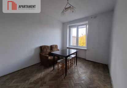 Rozkładowe 2 pokojowe w centrum z balkonem!