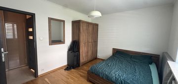 2pok. z oddzielną kuchnią.os.klasyków. duży balkon