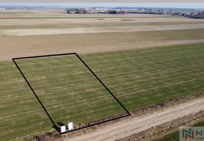 Na sprzedaż działka budowlana 1516 m² – czuryły