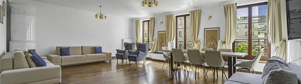 Apartament w kamienicy | ścisłe centrum