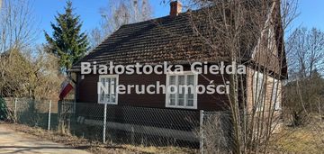 Dom w centrum michałowa