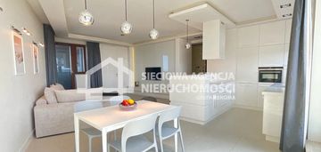Apart w sea towers z widokiem na morze i miasto