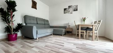 Przestronna kawalerka z balkonem, bez nakładów łódź chojny