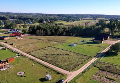 Piękna działka z dostępem do jeziora