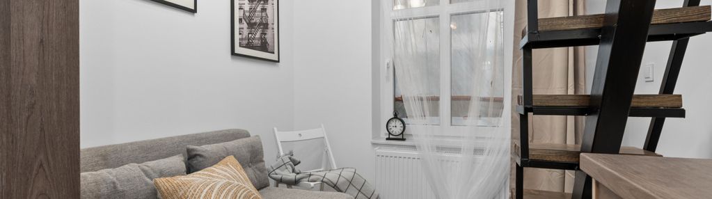 ** nowoczesna kawalerka  z antresolą ! **