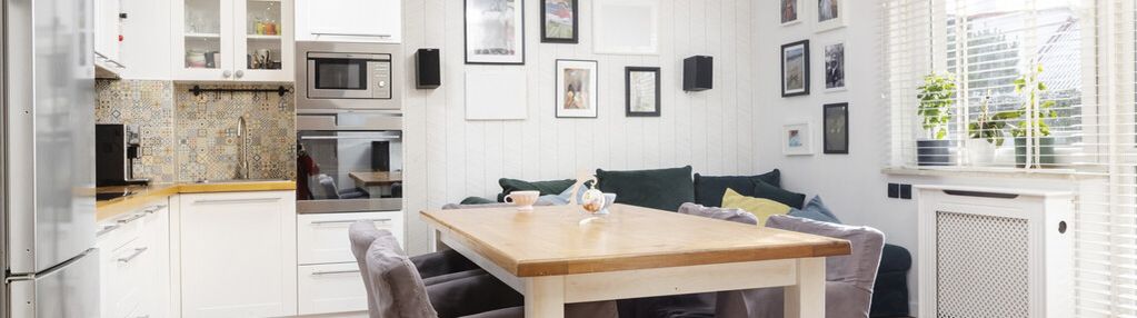 Przestronne mieszkanie z garażem i komórką