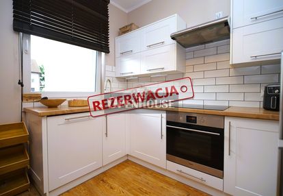Na sprzedaż trzypokojowe mieszkanie z piwnicą i mi