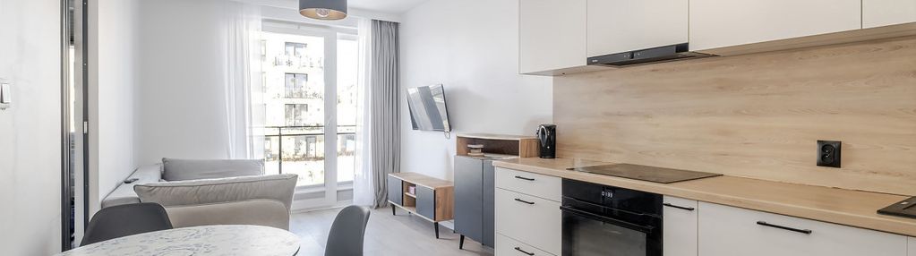 2 pokoje z balkonem, miejscem post. i komórką!