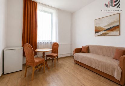Lokal użytkowy z łazienką i funkcją mieszkalną