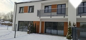 Segment skrajny_ 4 pokoje_ garaż_działka 360m2