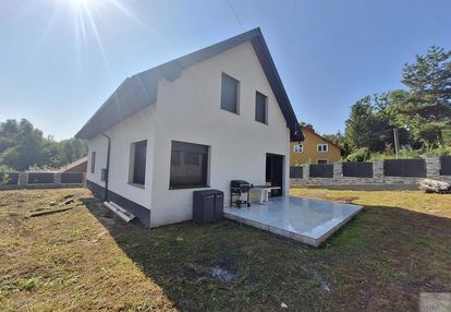 Dom w wysokim standardzie bolestraszyce