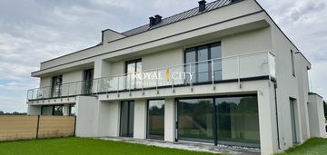 312 metrowy nowoczesny dom na zawadach.