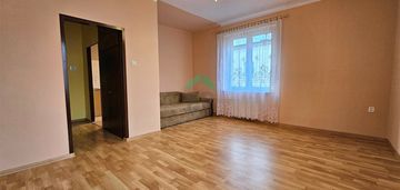 Duże m-2 / 38m2 / 2.piętro / śródmieście