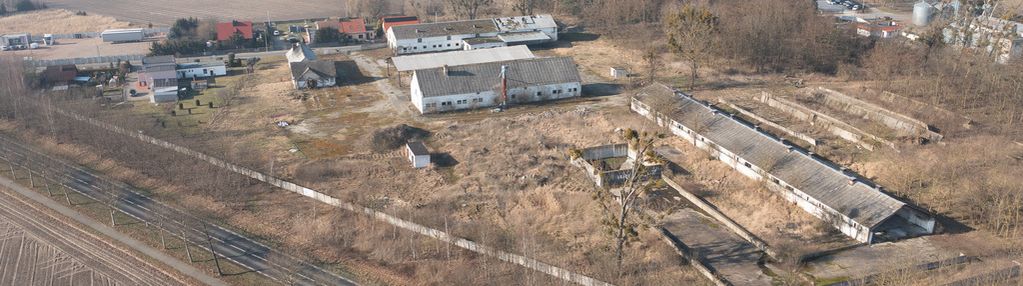 Z potencjałem przy drodze 187 i obwodnicy szamotuł