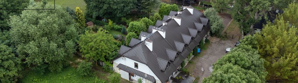 Wyjątkowy segment narożny przy stadninie koni | ogród 175 m²