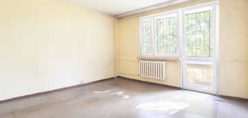 3 pok. 47.4m2 | mpec, oddzielna kuchnia, loggia, piwnica| wiślicka