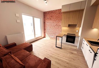 Apartament z balkone, garażem, ogrodzone osiedle