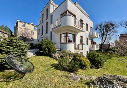 2-poziomy apartament na kamiennej górze!