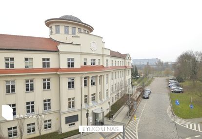 Gazownia, historyczne mieszkanie do remontu