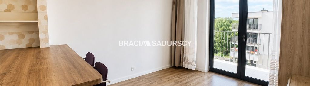2 pokoje | 5. piętro | balkon | dąbska |garaż|