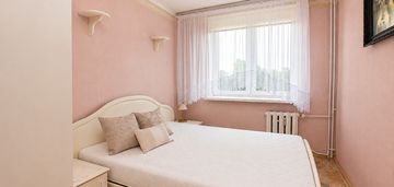 3 pokojowe mieszkanie z balkonem siemiradzkiego