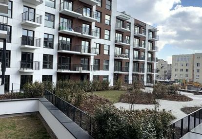 Przy uniwersytecie/fabrycznym|gotowe|9000zł|loggia