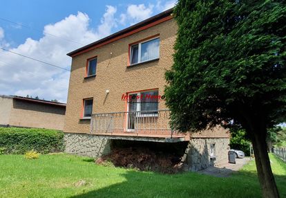 Dom w cichej dzielnicy pszowa.