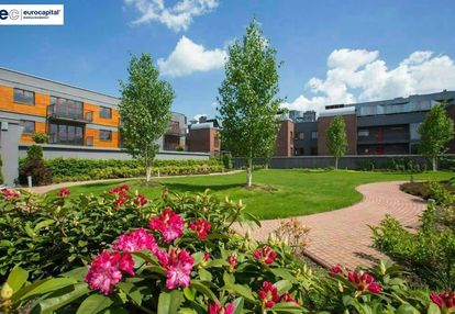 Nowoczesny apartament w centrum z ogrodem!