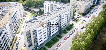 Przestronne pokoje w nowym budownictwie