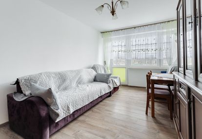 Ursus | 3 foremne pokoje | piwnica | kolej