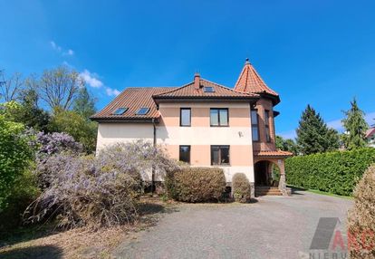 Dom wolnostojący na działce 2792m2 wkd otrębusy