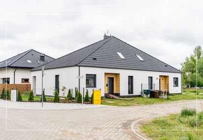 Duży bliźniak z wysokim poddaszem do adaptacji! 0%