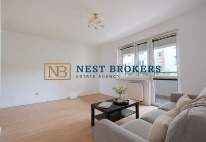 55,68m przy parku – balkon i osobna kuchnia