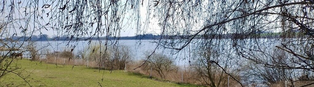 Piękna działka 1000 m² z widokiem na jezioro!