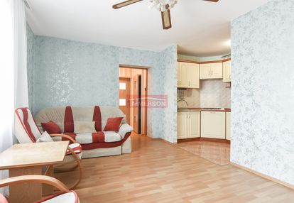 3 pokoje- 44 m2- os .kazimierzowskie