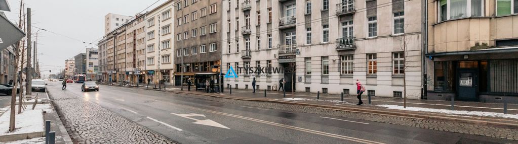 Atrakcyjne mieszkanie- zabytkowa kamienica.