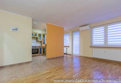 *3 pokoje * dwustronne* cegła* teren ogrodzony*