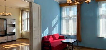 Mieszkanie w kamienicy | łazarz, ul. kanałowa|