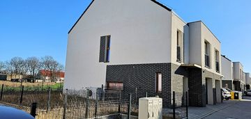 Bliźniak/księginice/kobierzyce garaż pompa ciepła